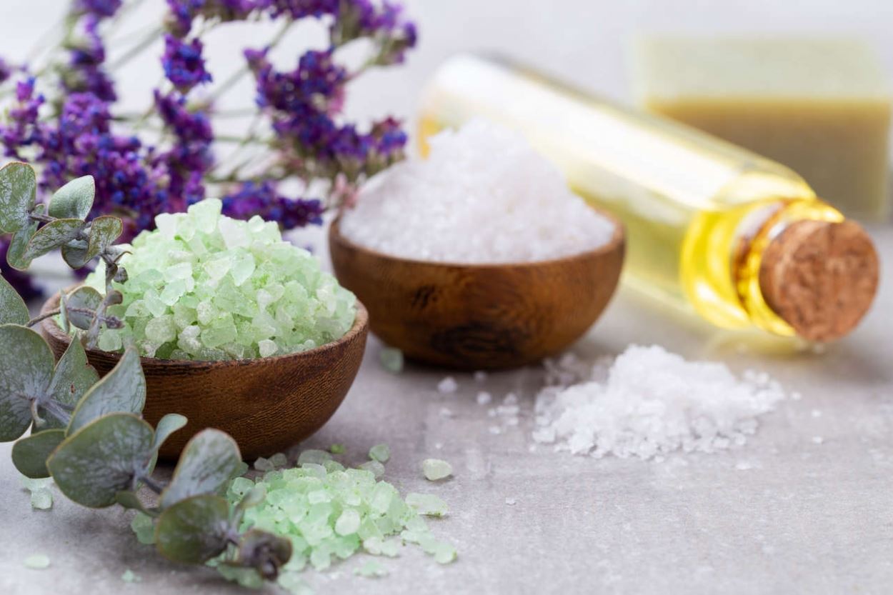 are sea salt baths good for you